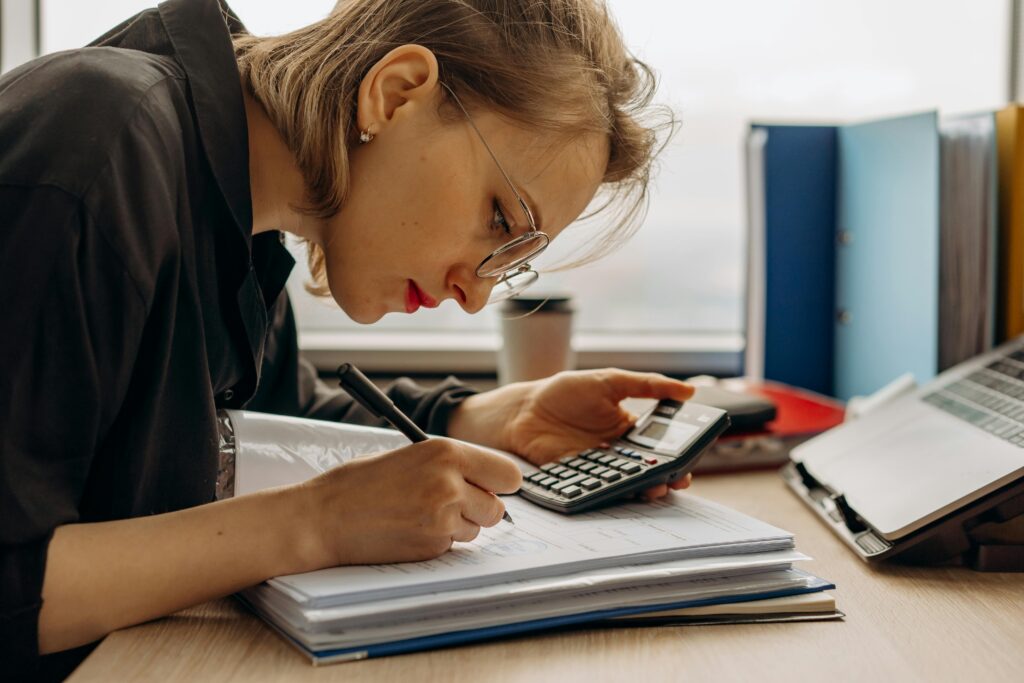 9 Questions That Save Thousands Before You Hire a Bookkeeper or Tax Pro